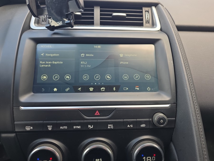 JAGUAR d'occasion E-PACE D150 AWD SE de 2019 Le Puy en Velay (43)﻿