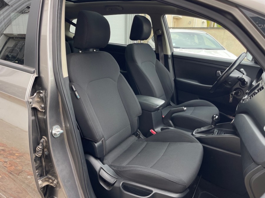 KIA d'occasion CARENS 1.7 CRDI 141 ACTIVE DCT 7P de 2016 La Flèche