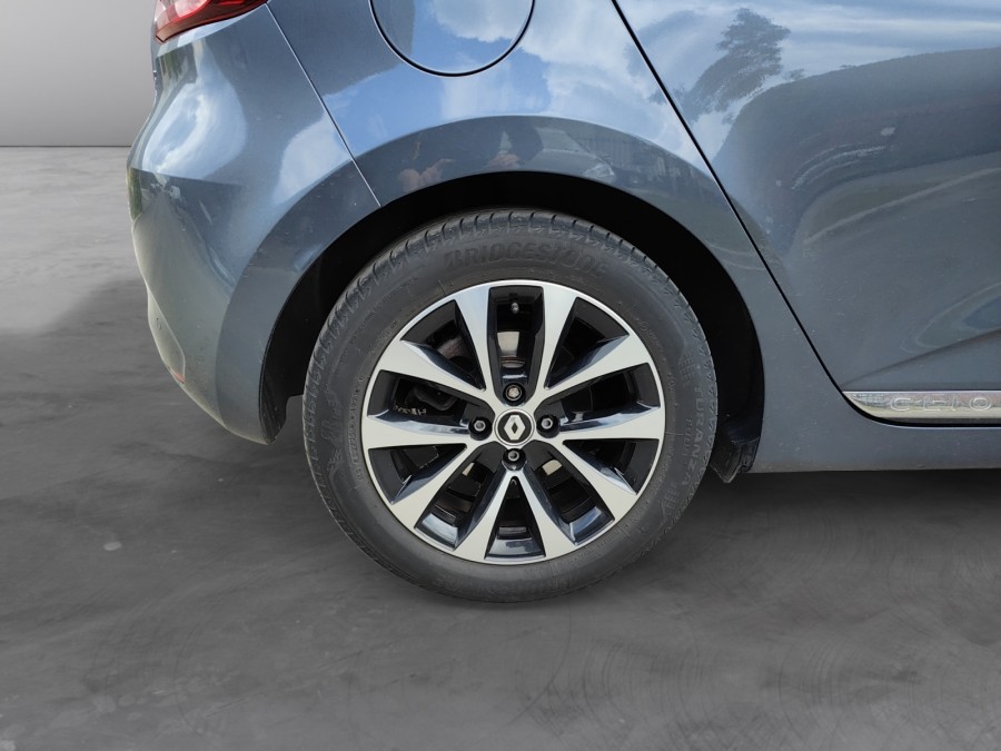 RENAULT d'occasion CLIO 1.6 E-TECH 140 LUTECIA de 2022 Lille La