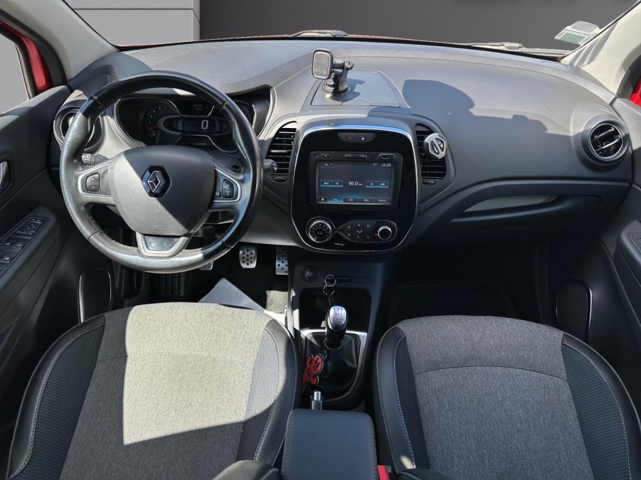 RENAULT d'occasion CAPTUR 0.9 TCE 90 ZEN de 2018 Salon de Provence