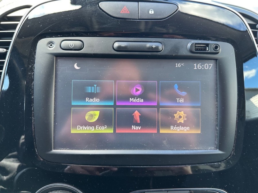 RENAULT d'occasion CAPTUR 0.9 TCE 90 ZEN de 2018 Salon de Provence