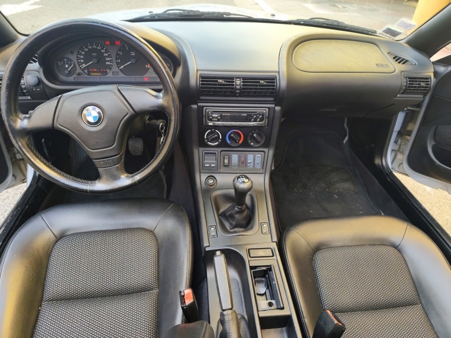BMW d'occasion Z3 1.8 ROADSTER de 1996 Frejus (83)﻿