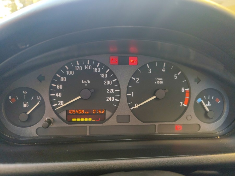 BMW d'occasion Z3 1.8 ROADSTER de 1996 Frejus (83)﻿