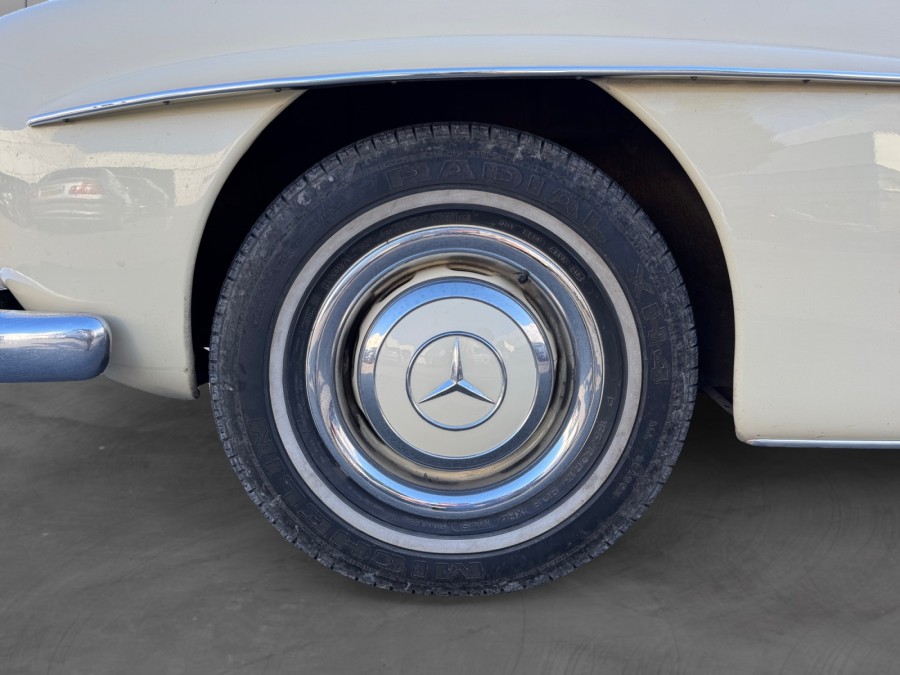 MERCEDES d'occasion CLASSE SL W121 de 1959 Frejus (83)﻿