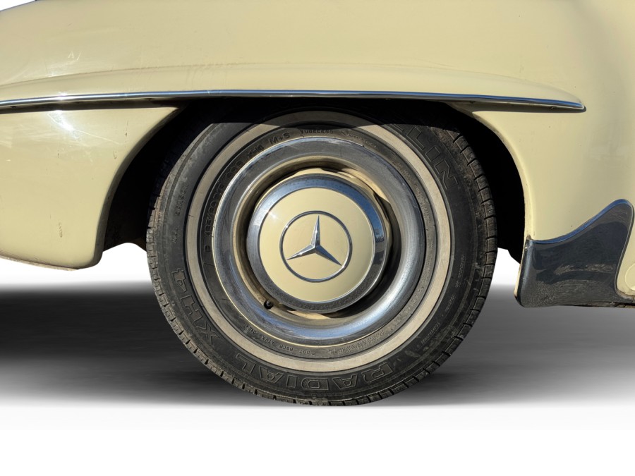 MERCEDES d'occasion CLASSE SL W121 de 1959 Frejus (83)﻿