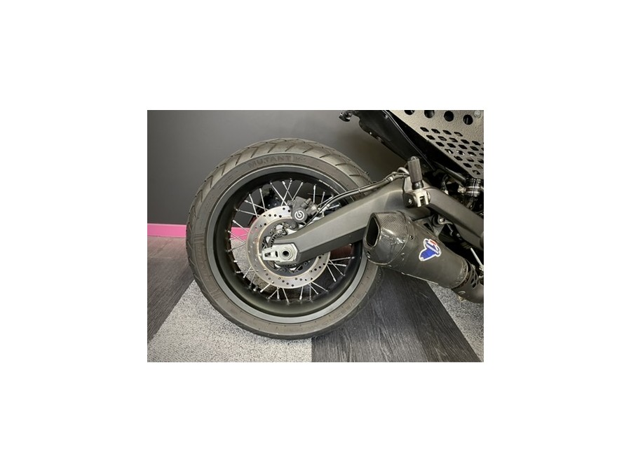 DUCATI d'occasion SCRAMBLER DUCATI SCRAMBLER CUSTOM de 2017 Lyon