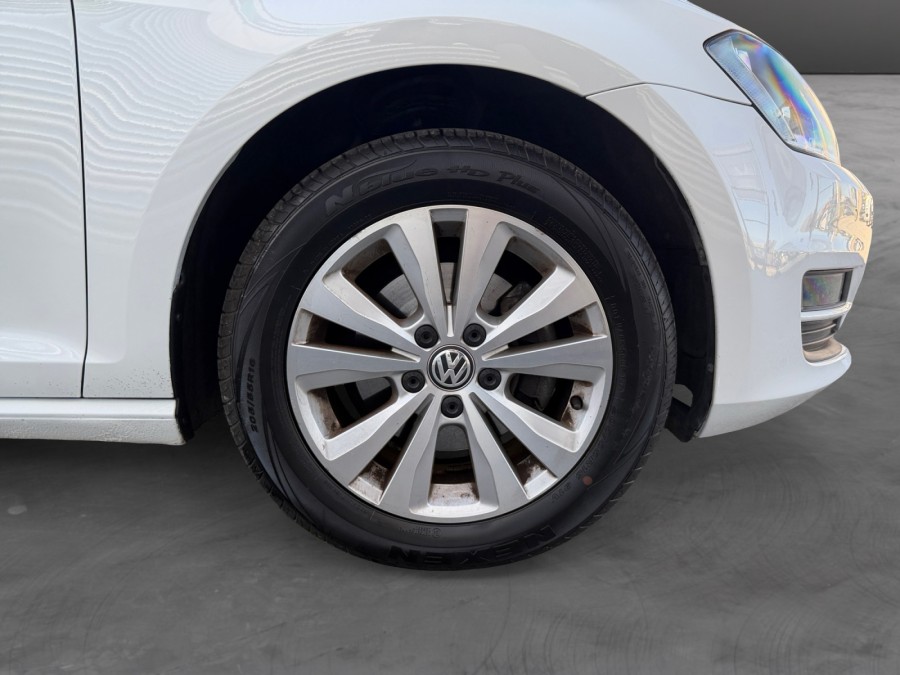 VOLKSWAGEN d'occasion GOLF 1.2 TSI 105 LOUNGE de 2013 Frejus (83)﻿
