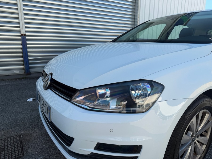 VOLKSWAGEN d'occasion GOLF 1.2 TSI 105 LOUNGE de 2013 Frejus (83)﻿