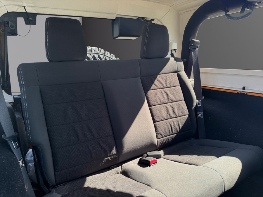 JEEP d'occasion WRANGLER 2.8 CRD 200 SPORT de 2013 Frejus (83)﻿