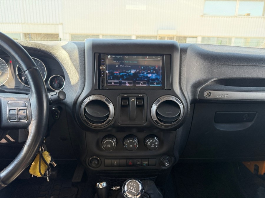 JEEP d'occasion WRANGLER 2.8 CRD 200 SPORT de 2013 Frejus (83)﻿
