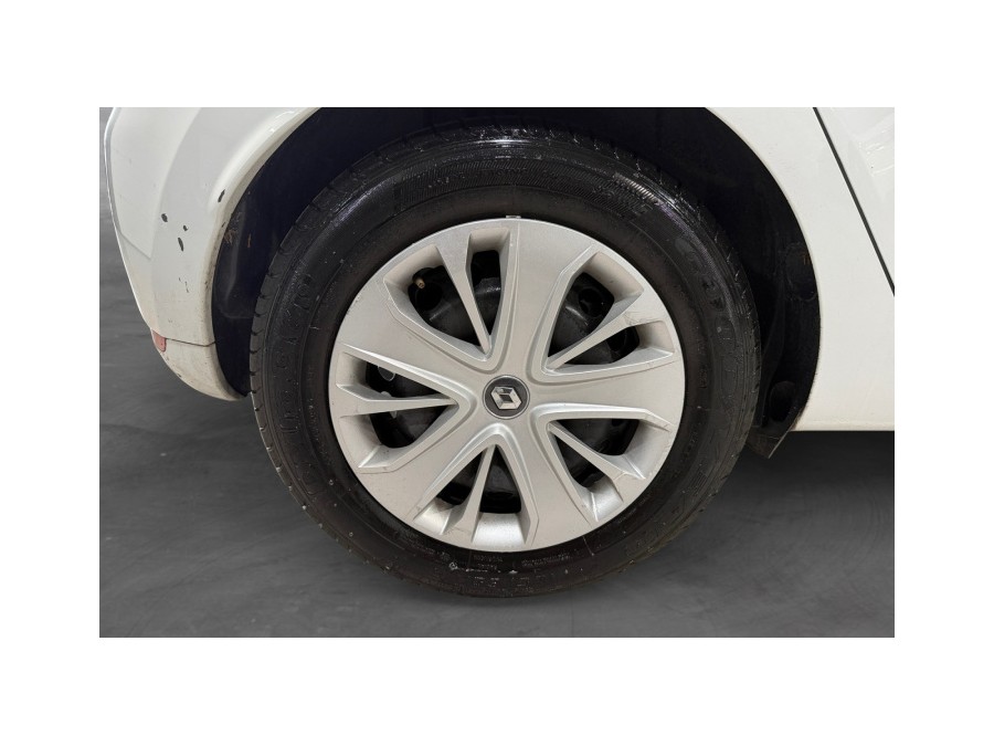 RENAULT d'occasion CLIO 1.2 16V 75 TREND de 2018 Magny-en-Vexin (95)﻿