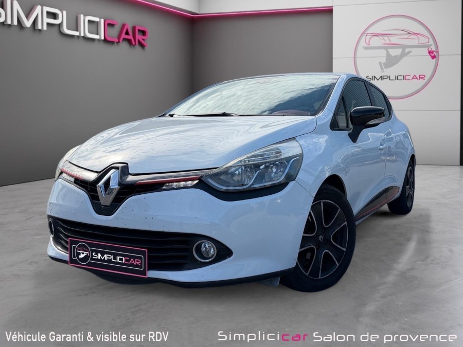 RENAULT d'occasion CLIO 0.9 TCE 90 ENERGY DYNAMIQUE de 2013 Salon de