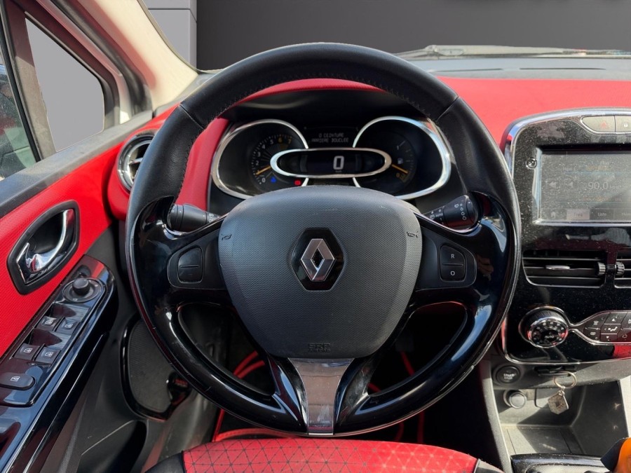 RENAULT d'occasion CLIO 0.9 TCE 90 ENERGY DYNAMIQUE de 2013 Salon de