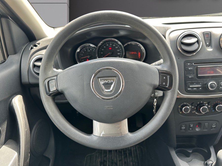 DACIA d'occasion SANDERO 1.5 DCI 90 10 ANS de 2015 Beauvais (60)﻿