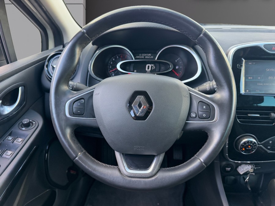 RENAULT d'occasion CLIO TCE 120 LIMITED EDC de 2016 Beaune (21)﻿