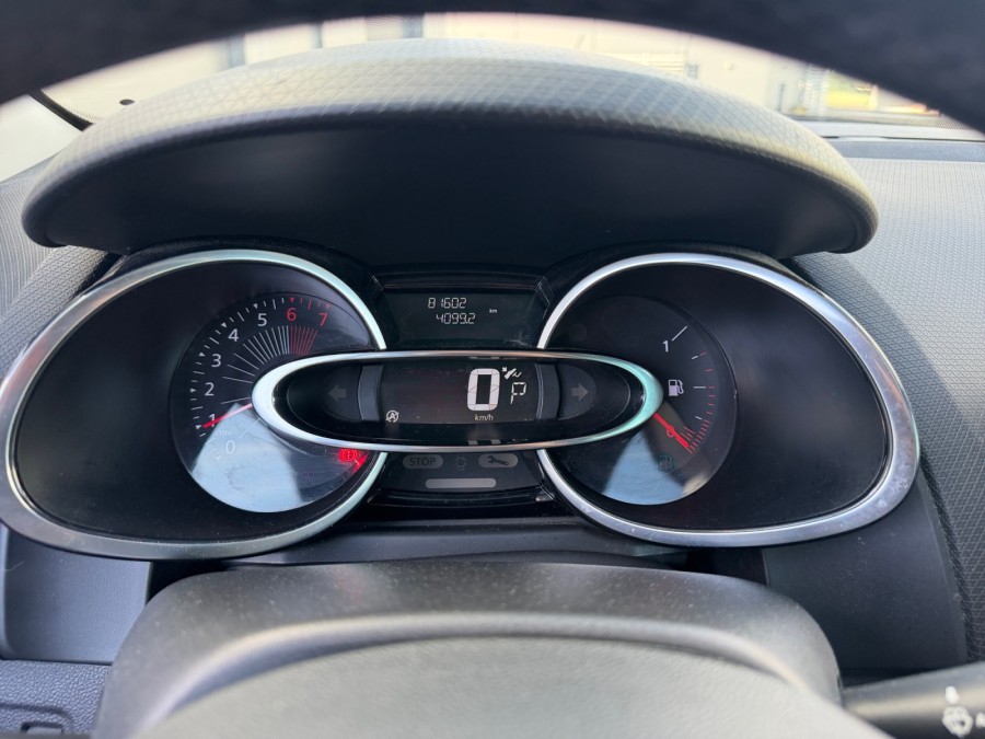 RENAULT d'occasion CLIO TCE 120 LIMITED EDC de 2016 Beaune (21)﻿