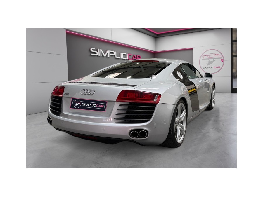 AUDI d'occasion R8 V8 4.2 FSI 420 QUATTRO R TRONIC de 2010 Lyon Ouest