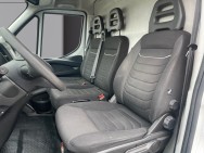 IVECO d'occasion DAILY CLASSE S 35S10V13 de 2022 Royan (17)﻿