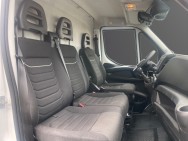 IVECO d'occasion DAILY CLASSE S 35S10V13 de 2022 Royan (17)﻿