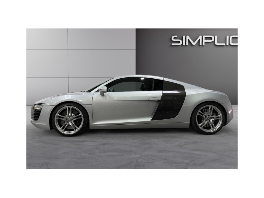 AUDI d'occasion R8 V8 4.2 FSI 420 QUATTRO R TRONIC de 2010 Lyon Ouest