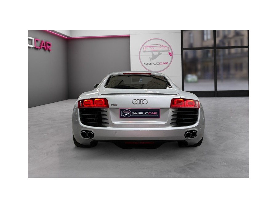 AUDI d'occasion R8 V8 4.2 FSI 420 QUATTRO R TRONIC de 2010 Lyon Ouest