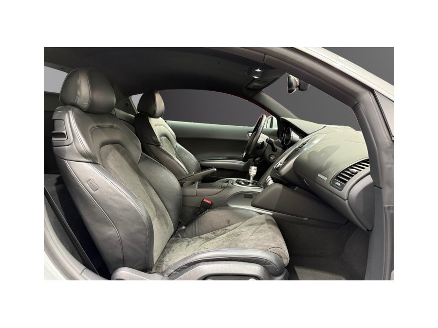 AUDI d'occasion R8 V8 4.2 FSI 420 QUATTRO R TRONIC de 2010 Lyon Ouest