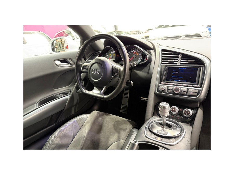 AUDI d'occasion R8 V8 4.2 FSI 420 QUATTRO R TRONIC de 2010 Lyon Ouest