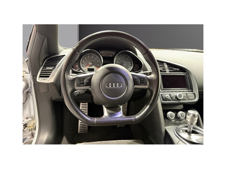 AUDI d'occasion R8 V8 4.2 FSI 420 QUATTRO R TRONIC de 2010 Lyon Ouest