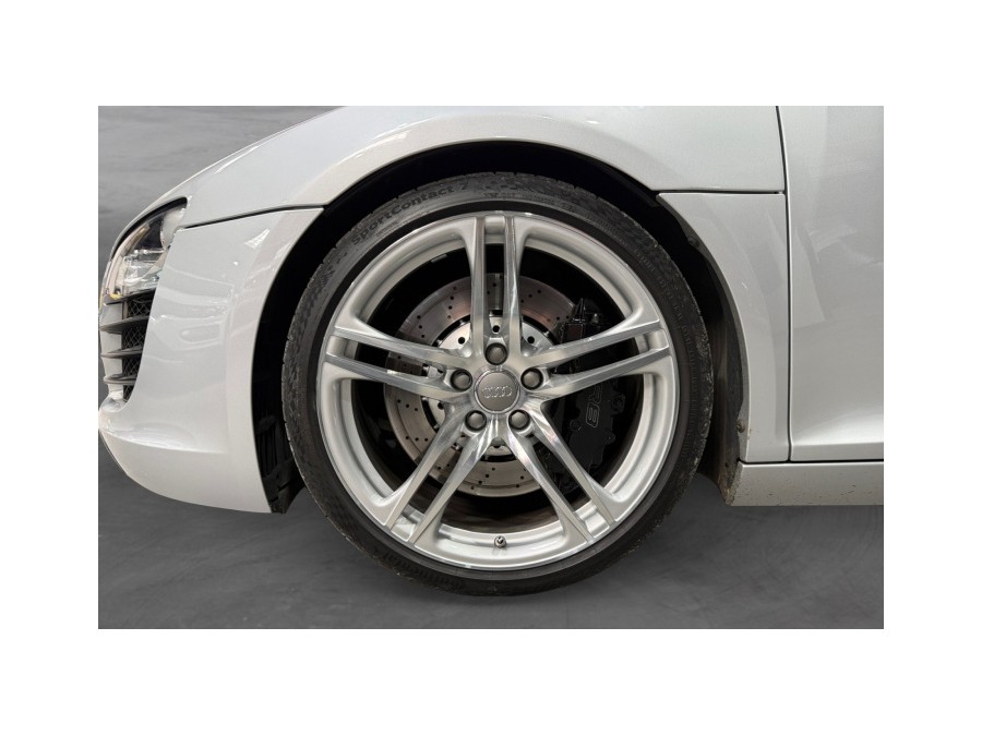 AUDI d'occasion R8 V8 4.2 FSI 420 QUATTRO R TRONIC de 2010 Lyon Ouest