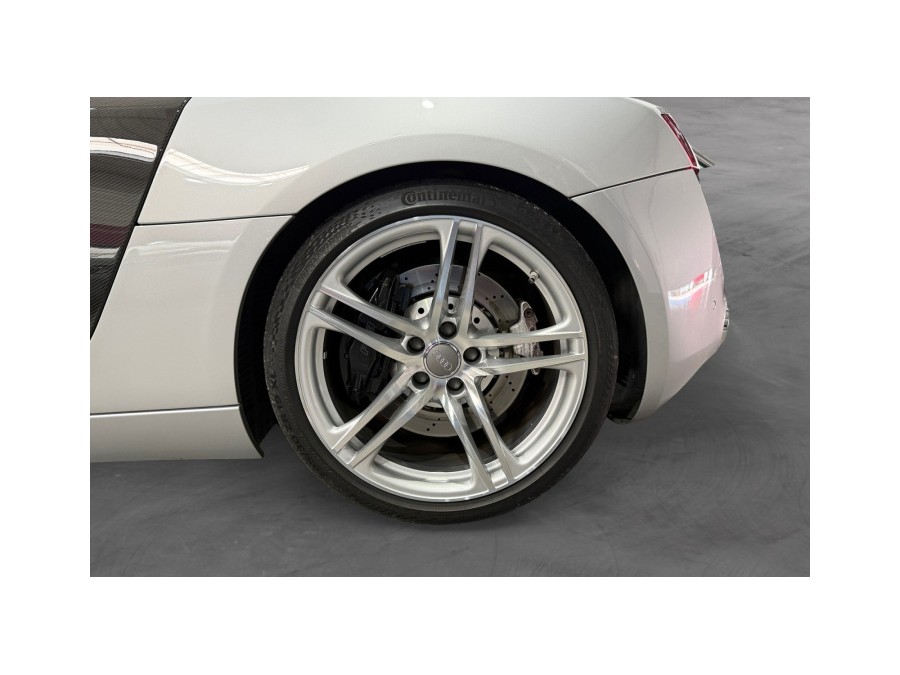 AUDI d'occasion R8 V8 4.2 FSI 420 QUATTRO R TRONIC de 2010 Lyon Ouest