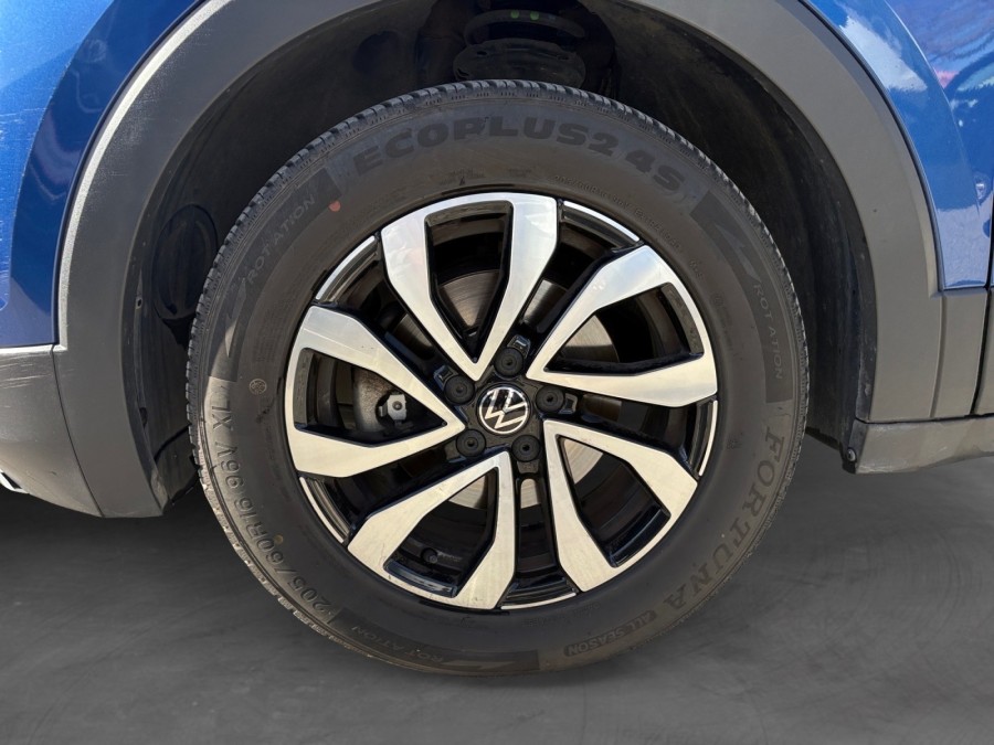 VOLKSWAGEN d'occasion T-CROSS 1.0 TSI 110 LOUNGE BUSINESS DSG de 2021