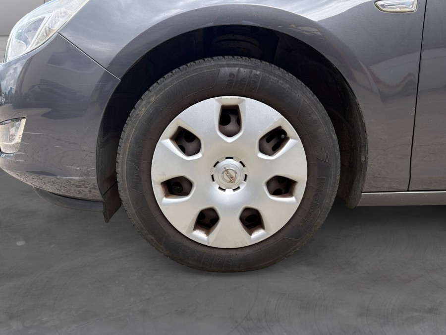 OPEL d'occasion ASTRA 1.4 TWINPORT 100 ESSENTIA de 2011 Méry Sur Oise