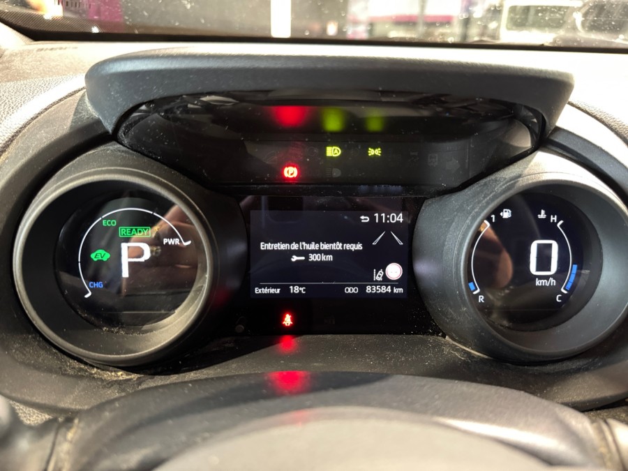 TOYOTA d'occasion YARIS 116 AWD-I de 2022 Narbonne (11)﻿