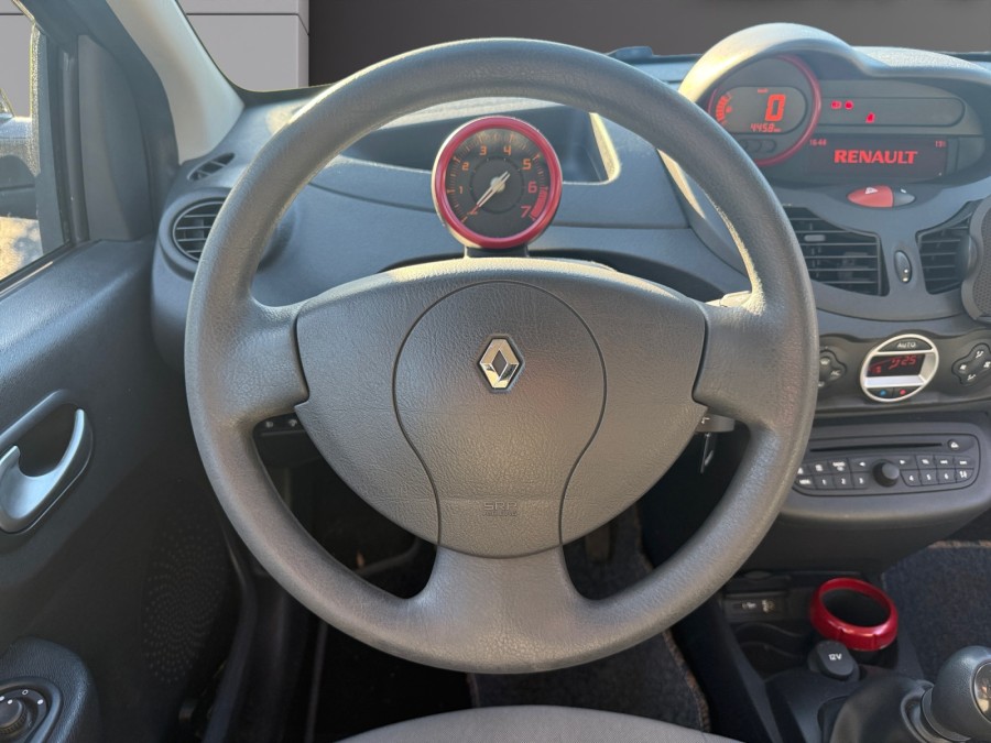 RENAULT d'occasion TWINGO 1.2 75 AUTHENTIQUE de 2010 Poitiers (86)﻿