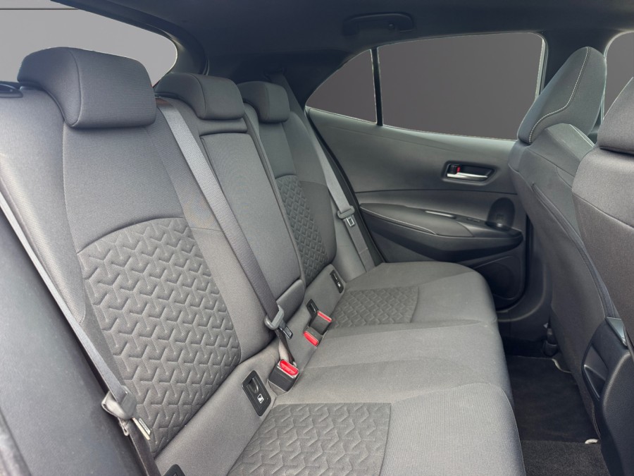 TOYOTA d'occasion COROLLA 122H DESIGN de 2019 Evreux (27)﻿
