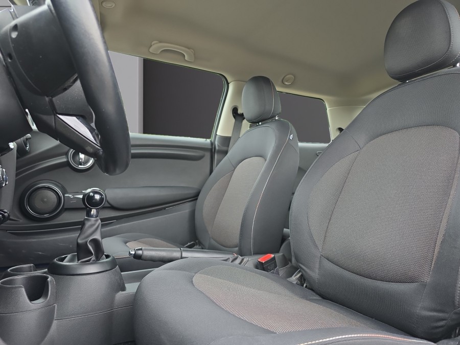 MINI d'occasion MINI ONE 102 de 2015 Vichy (03)﻿
