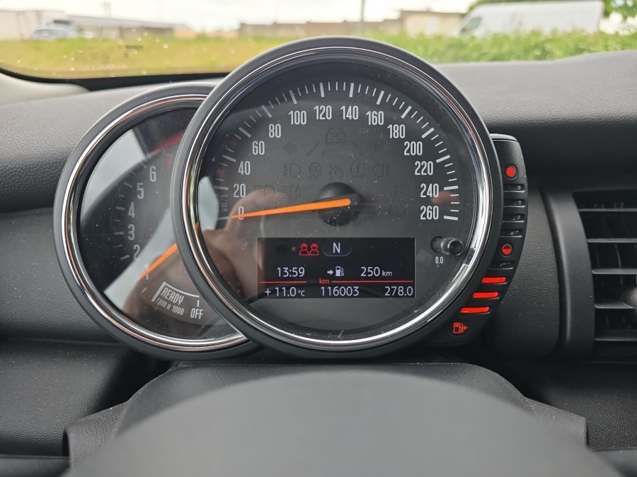MINI d'occasion MINI ONE 102 de 2015 Vichy (03)﻿