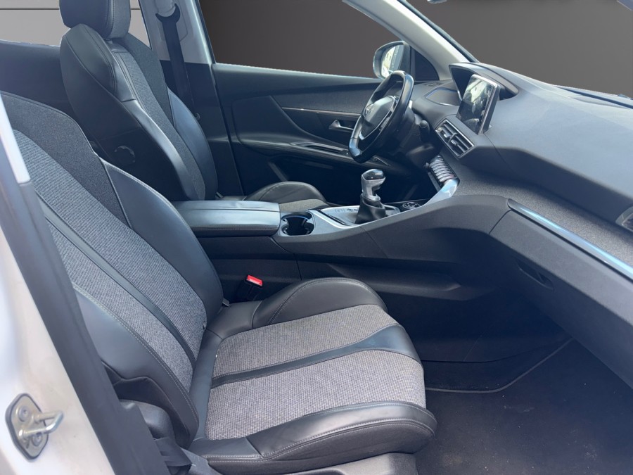 PEUGEOT d'occasion 3008 2.0 BlueHDI 150 de 2017 Andrezieux (42)﻿