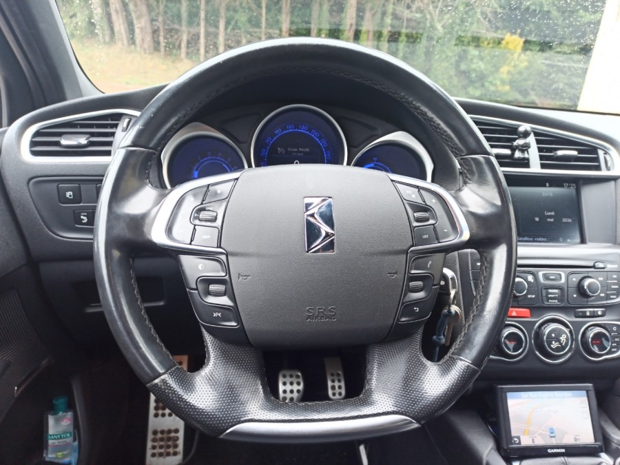 CITROEN d'occasion DS4 2.0 HDI 135 WIFI ON BOARD de 2012 Brest (29)﻿