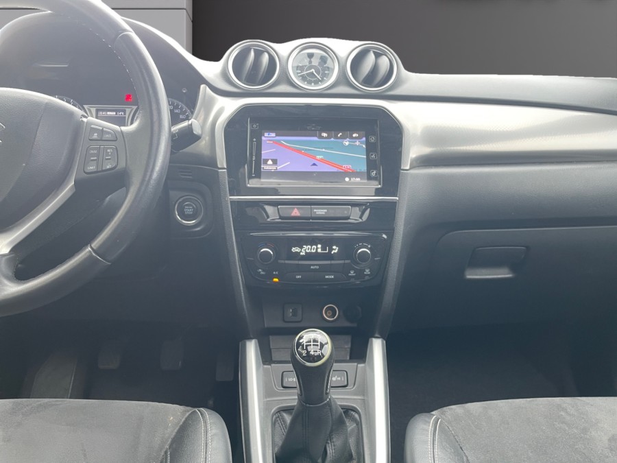 SUZUKI d'occasion VITARA 1.6 VVT PRIVILEGE ALLGRIP de 2015 Genevois