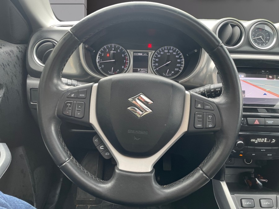 SUZUKI d'occasion VITARA 1.6 VVT PRIVILEGE ALLGRIP de 2015 Genevois