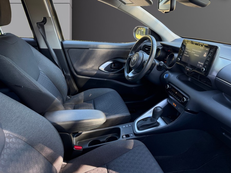 TOYOTA d'occasion YARIS 92CH 1.6 de 2023 Vauvert (30)﻿