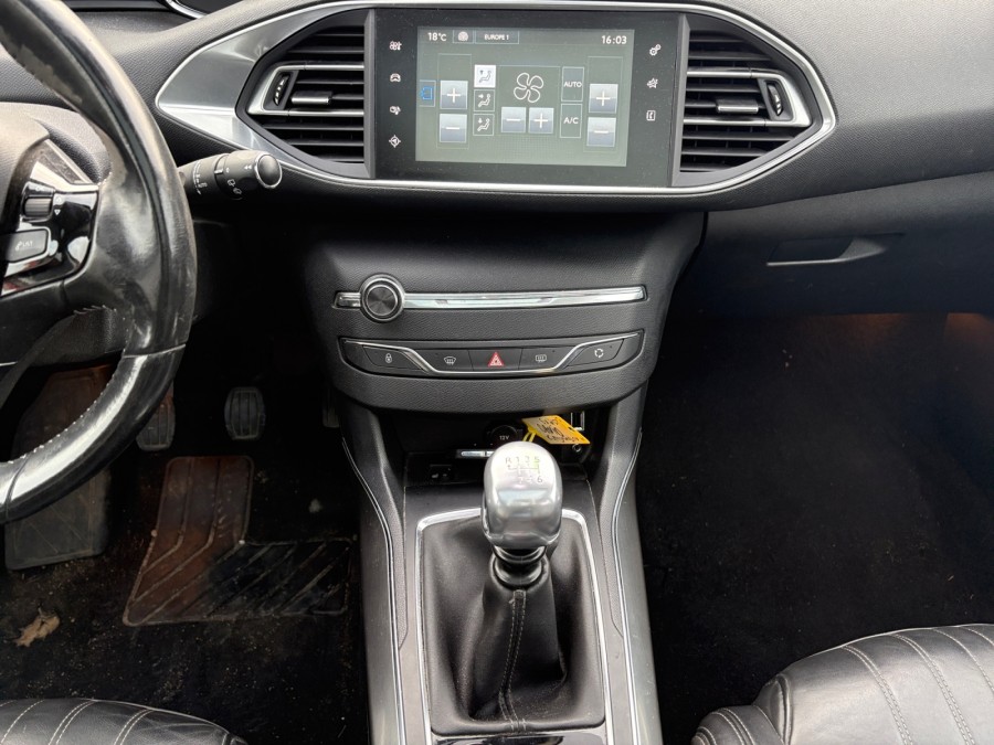 PEUGEOT d'occasion 308 1.6 E-HDI 115 FELINE de 2013 Orgeval Verneuil