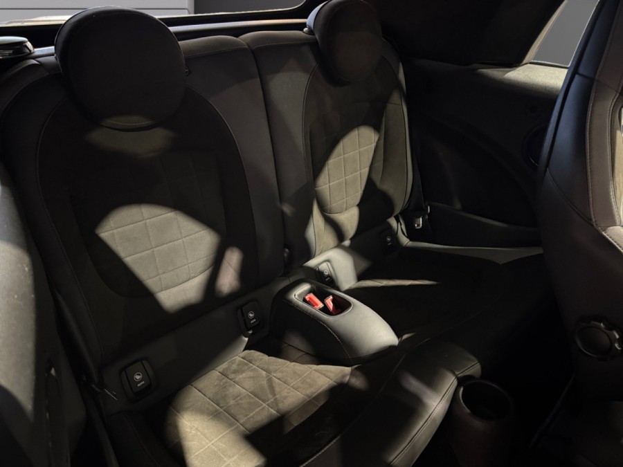 MINI d'occasion MINI JCW 231 de 2021 Narbonne (11)﻿