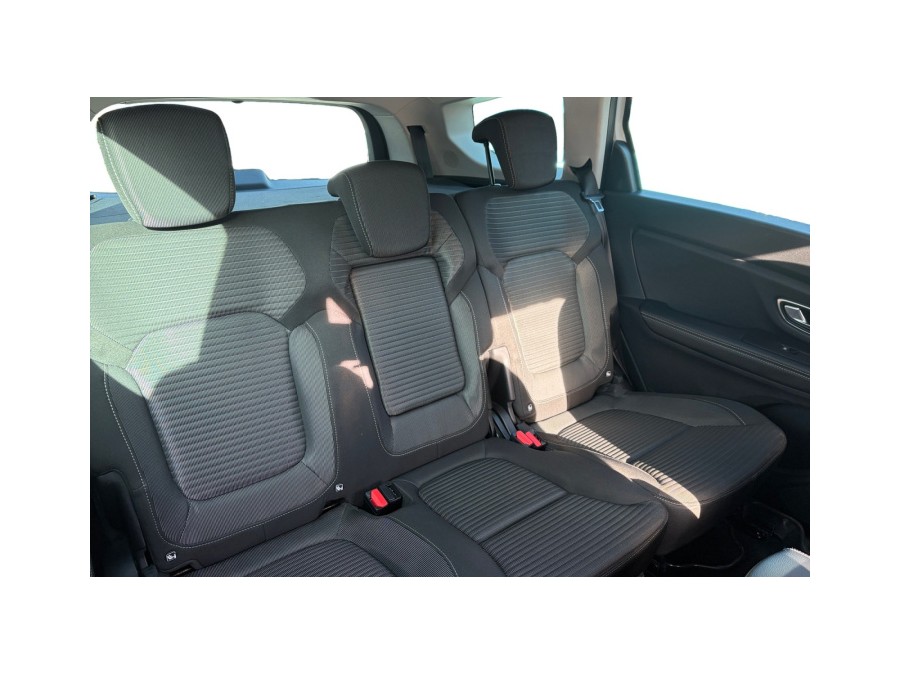 RENAULT d'occasion SCENIC GRAND 1.7 BLUE DCI 120 BUSINESS INTENS EDC