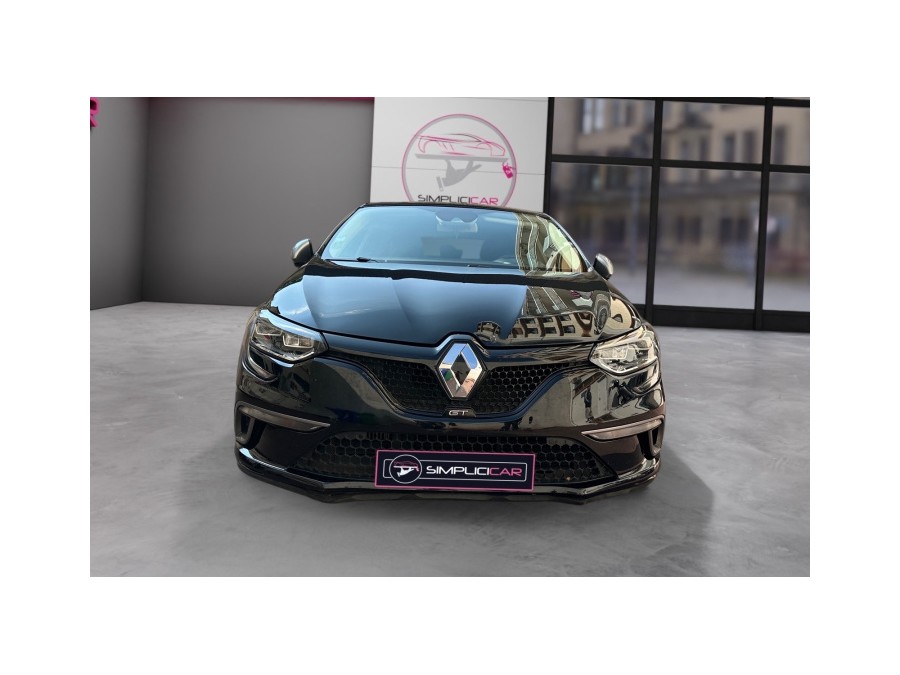 RENAULT d'occasion MEGANE IV BERLINE BICORPS TROIS OU CINQ PORTES TCE