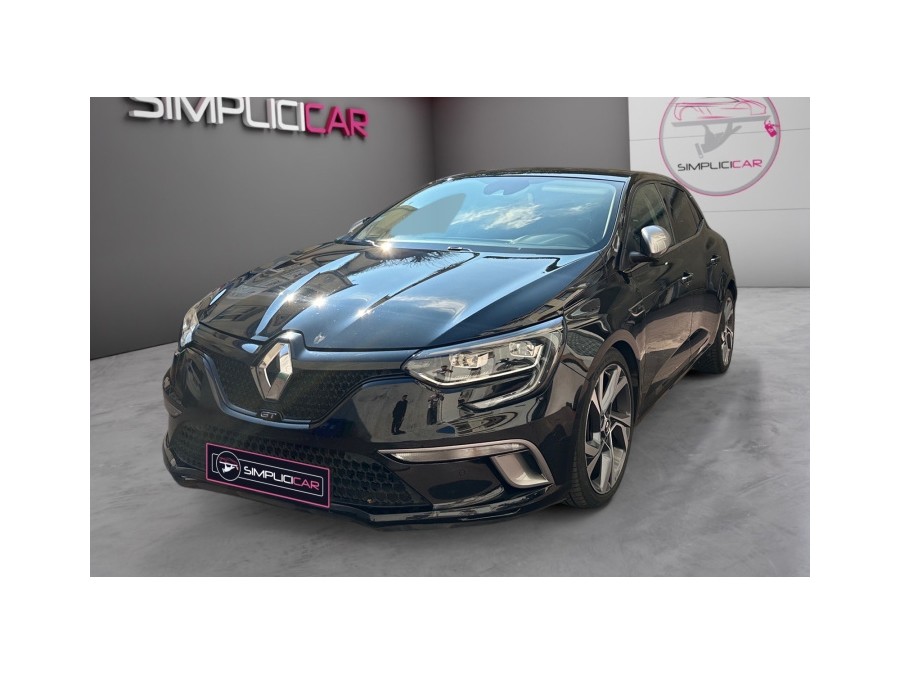 RENAULT d'occasion MEGANE IV BERLINE BICORPS TROIS OU CINQ PORTES TCE
