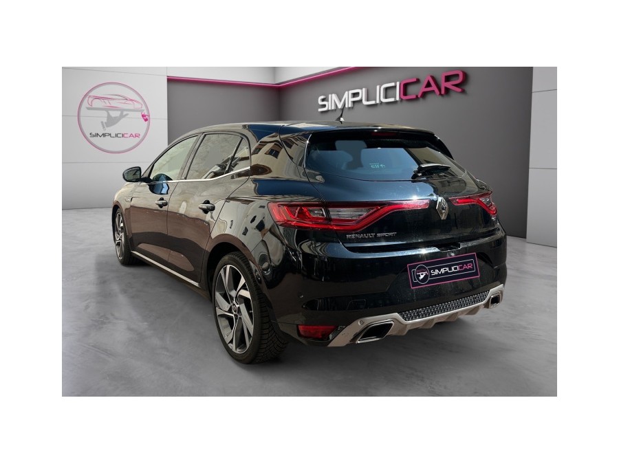 RENAULT d'occasion MEGANE IV BERLINE BICORPS TROIS OU CINQ PORTES TCE