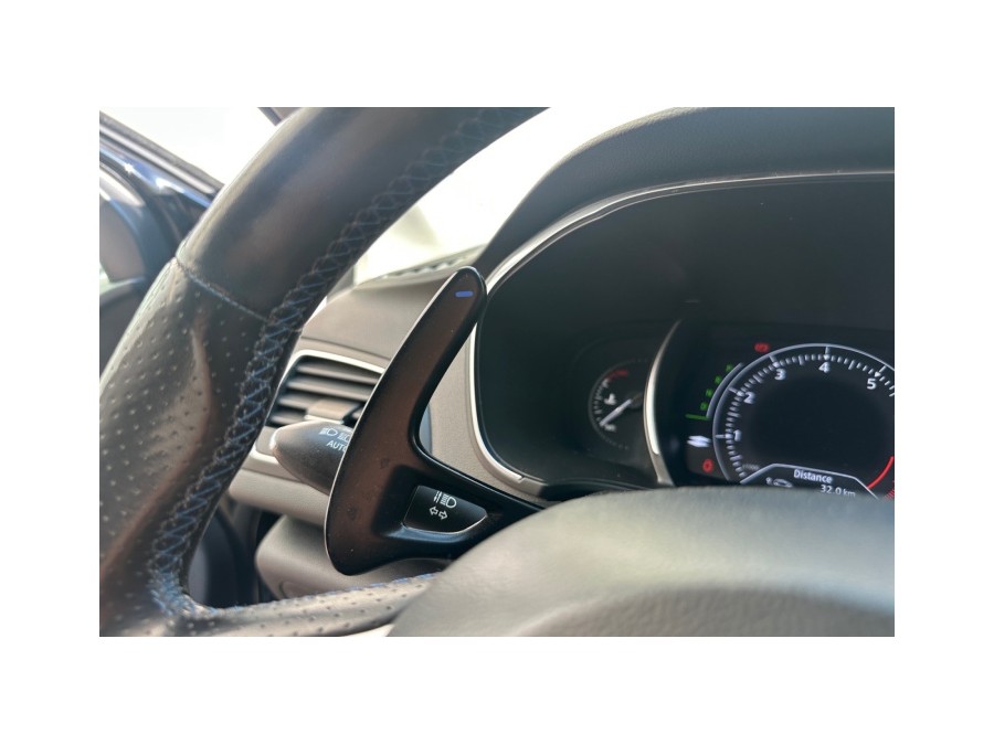 RENAULT d'occasion MEGANE IV BERLINE BICORPS TROIS OU CINQ PORTES TCE