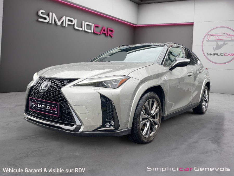 LEXUS d'occasion UX 300H 2WD F Sport Executive de 2025 Genevois (74)﻿